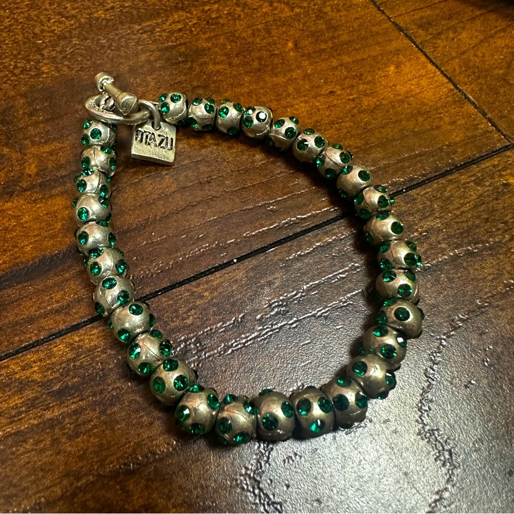 Otazu emerald green swarovski crystals on silver beaded bracelet 8 inches